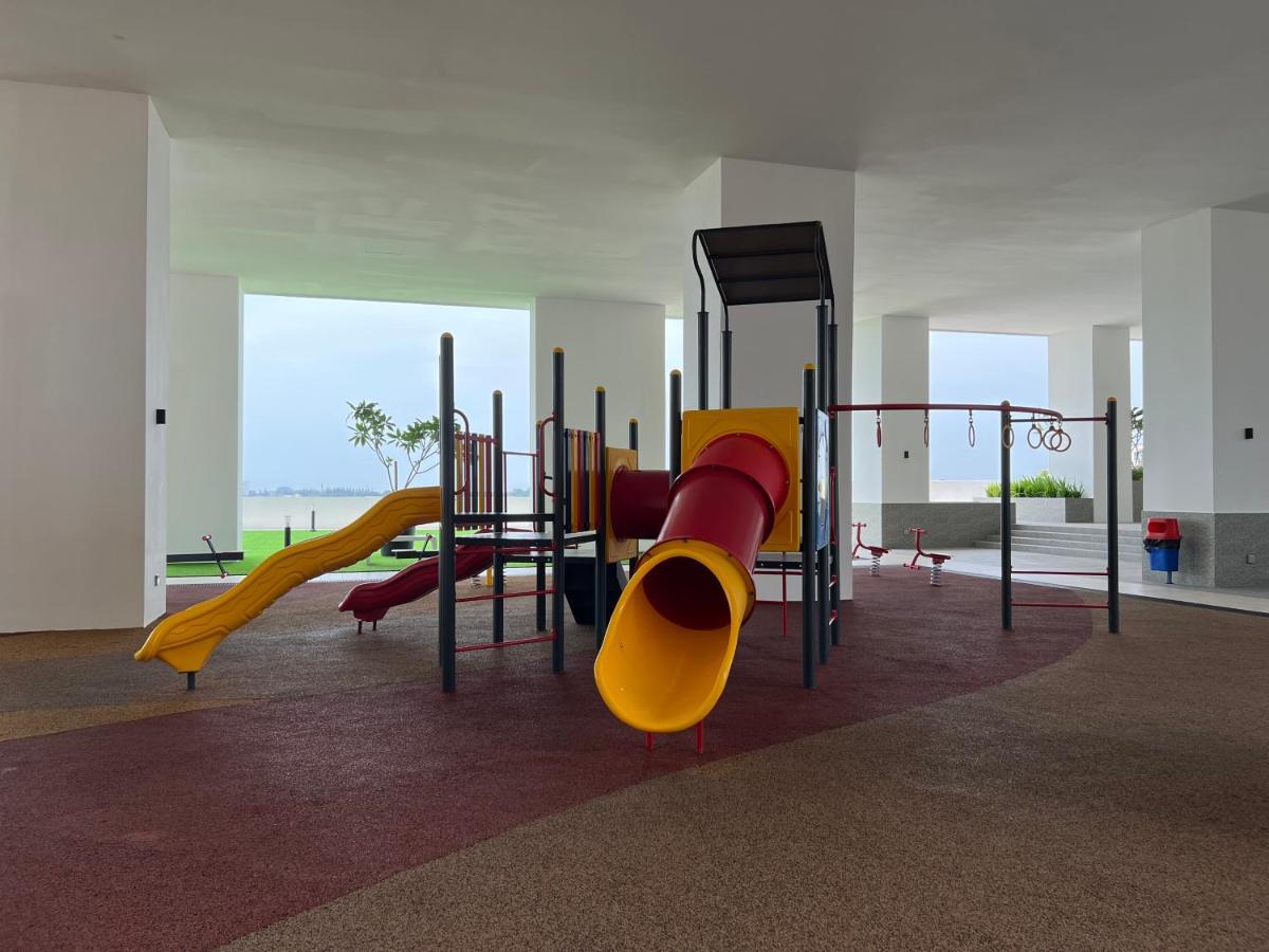 New!! Loving Night Novo 2Br 4-9Pax I Jonker I Netflix I Family Apartment Malacca Exterior photo