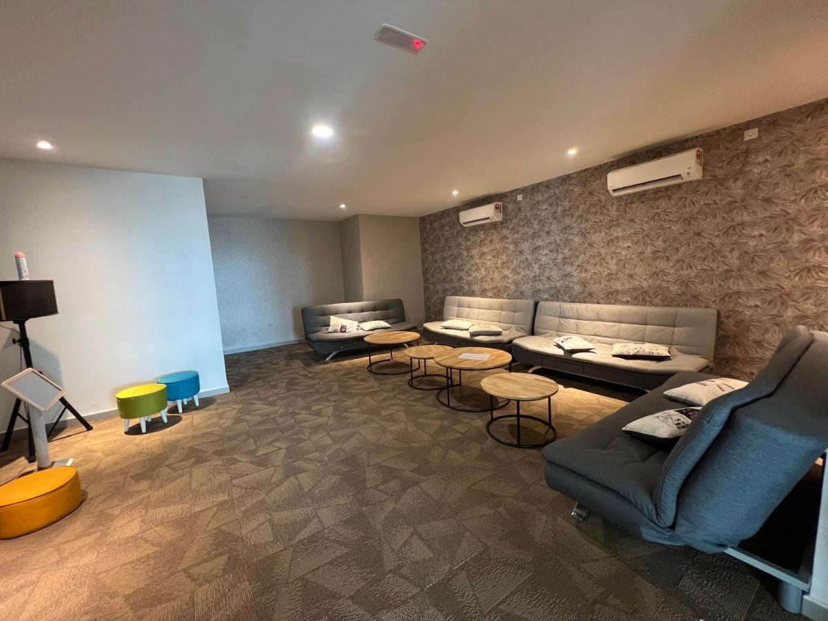 New!! Loving Night Novo 2Br 4-9Pax I Jonker I Netflix I Family Apartment Malacca Exterior photo