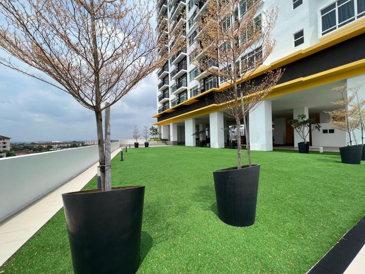 New!! Loving Night Novo 2Br 4-9Pax I Jonker I Netflix I Family Apartment Malacca Exterior photo
